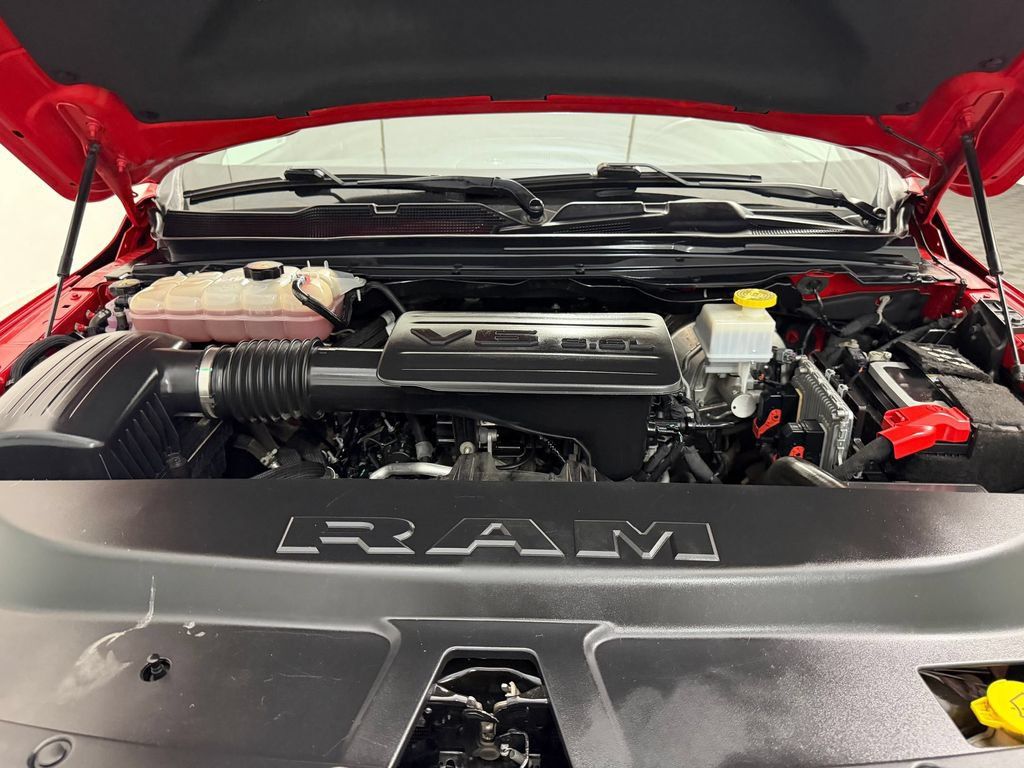 Used 2022 RAM 1500 Big Horn AWD/4WD image 33
