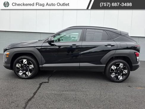 Used 2024 Hyundai Kona SEL w/ Convenience Package AWD/4WD image 2