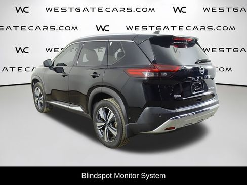 Used 2023 Nissan Rogue Platinum image 5