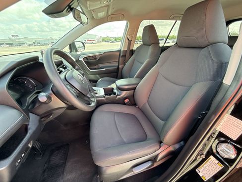 Certified 2024 Toyota RAV4 LE AWD/4WD image 13