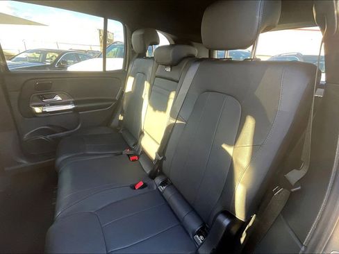New 2026 Mercedes-Benz GLB 250 4MATIC image 10