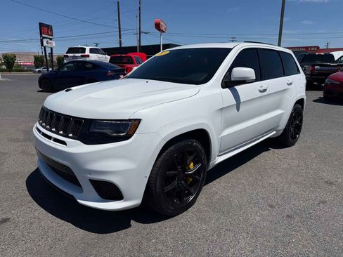 Used 2018 Jeep Grand Cherokee Trackhawk AWD/4WD image 3