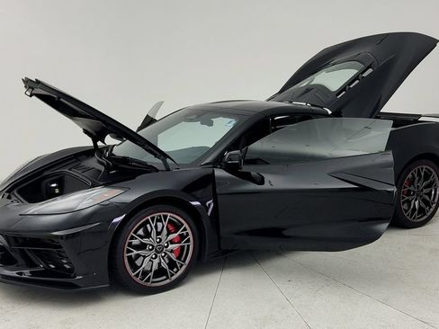 Certified 2024 Chevrolet Corvette Stingray Preferred Cpe w/ Z51 Performance Package RWD image 11