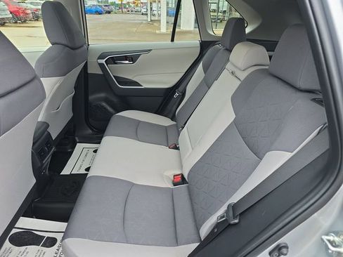 Used 2022 Toyota RAV4 XLE w/ Convenience Package AWD/4WD image 21