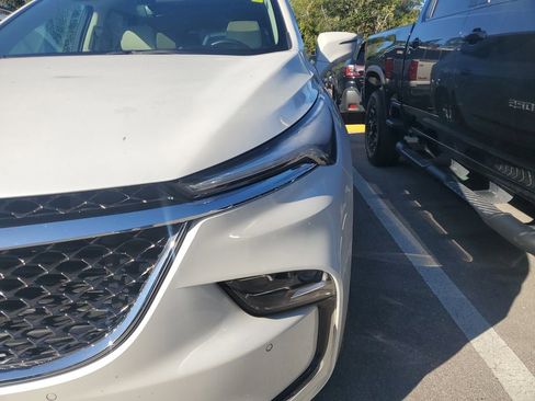 Certified 2023 Buick Enclave Avenir w/ Avenir Technology Package image 4