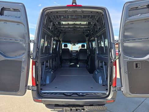 New 2026 Mercedes-Benz Sprinter 2500 image 9