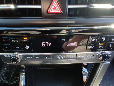 Certified 2024 Kia Seltos S FWD image 19