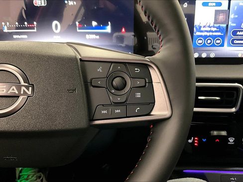 New 2026 Nissan Sentra SR w/ SR Premium Package FWD image 22