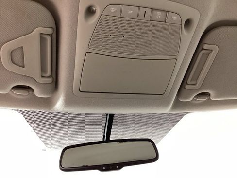 Used 2015 Nissan Leaf SV FWD image 15