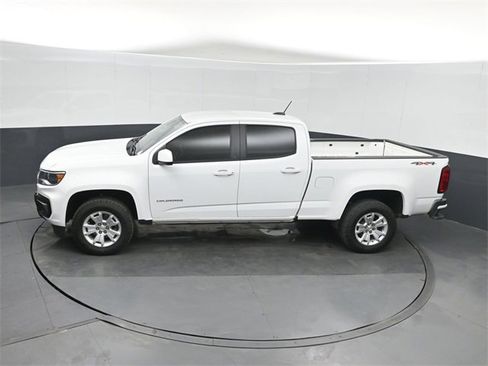 Used 2022 Chevrolet Colorado LT w/ Safety Package image 34