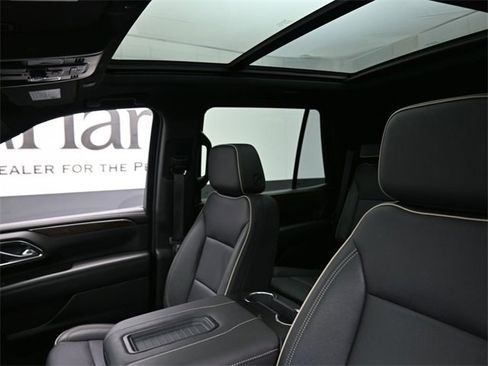 Used 2023 Chevrolet Tahoe Premier image 17