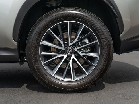 Used 2024 Lexus NX 350h AWD image 7