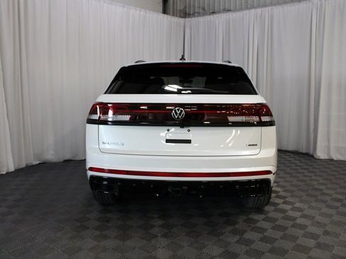 New 2026 Volkswagen Atlas Cross Sport SEL R-Line image 23
