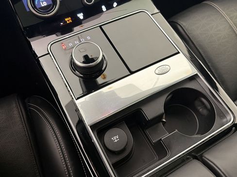 Used 2018 Land Rover Range Rover Velar R-Dynamic HSE AWD/4WD image 16