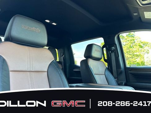 Used 2024 Chevrolet Silverado 1500 High Country w/ Technology Package AWD/4WD image 18