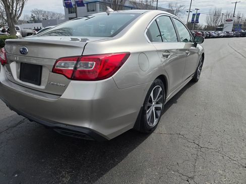 Used 2018 Subaru Legacy 2.5i Limited image 7
