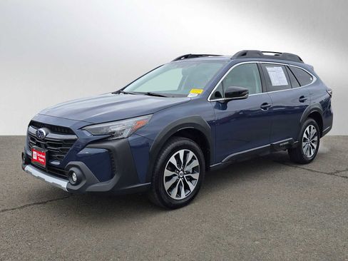 Used 2023 Subaru Outback Limited image 9