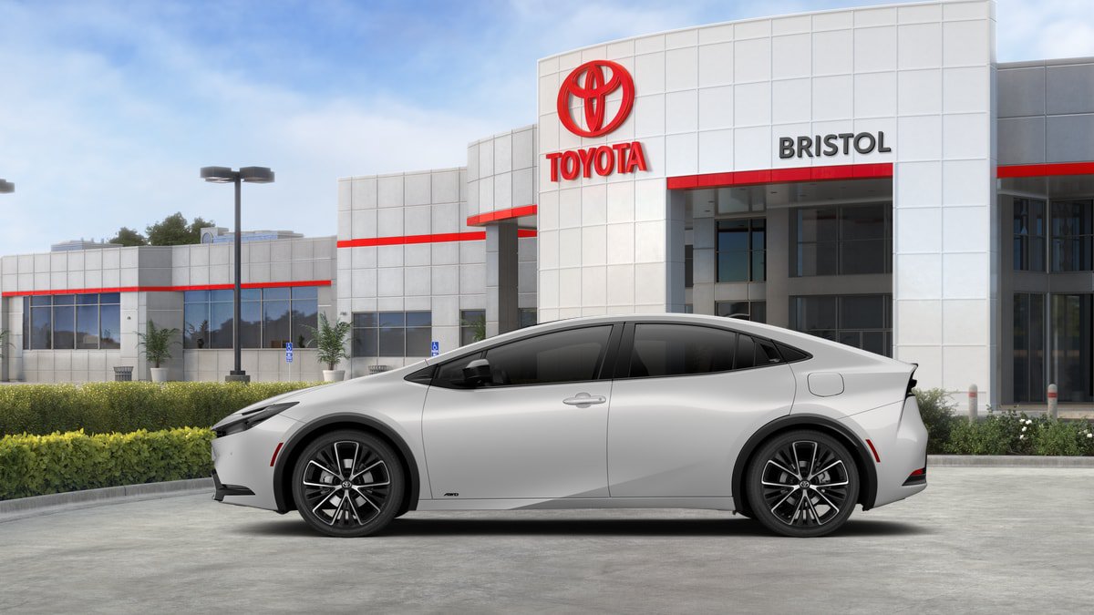 New 2027 Toyota Prius Limited w/ Limited Premium Package AWD/4WD image 4