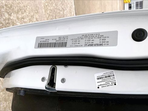 Used 2014 Dodge Charger R/T RWD image 22