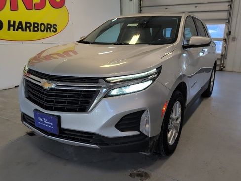 Used 2022 Chevrolet Equinox LT image 32