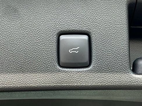 Used 2024 Ford Escape ST-Line w/ Tech Pack #1 FWD image 20