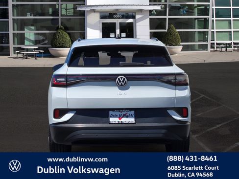 Used 2023 Volkswagen ID.4 Pro RWD image 5