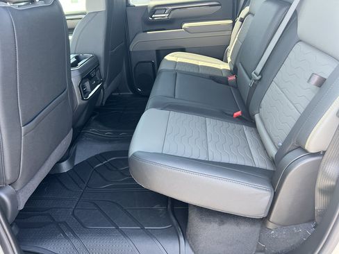 New 2026 Chevrolet Silverado 2500 ZR2 w/ LPO, Dark Essentials Package AWD/4WD image 22