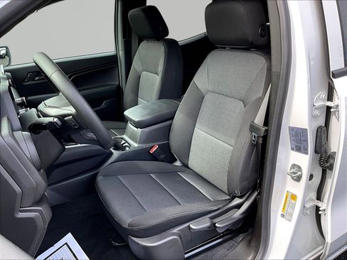 Certified 2025 Chevrolet Colorado W/T RWD image 20
