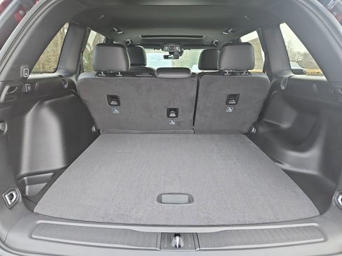 New 2026 Jeep Grand Cherokee Altitude image 19