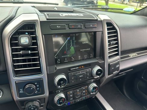 Used 2018 Ford F150 Platinum w/ Technology Package AWD/4WD image 30