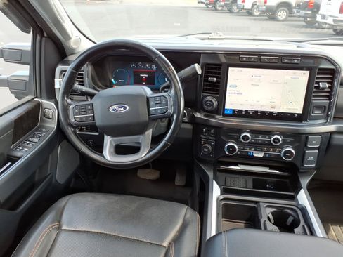 Used 2023 Ford F350 Lariat w/ Lariat Ultimate Package AWD/4WD image 17