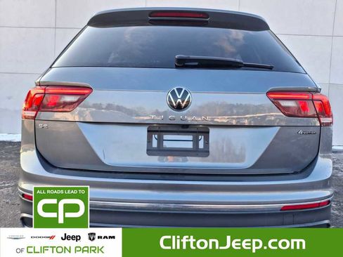Used 2024 Volkswagen Tiguan SE image 6
