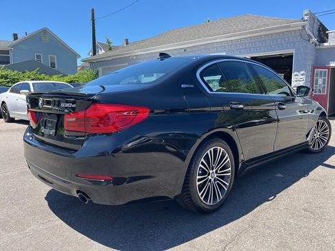 Used 2018 BMW 530e xDrive AWD/4WD image 5
