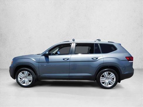 Used 2019 Volkswagen Atlas SE w/ Panoramic Sunroof Package FWD image 15