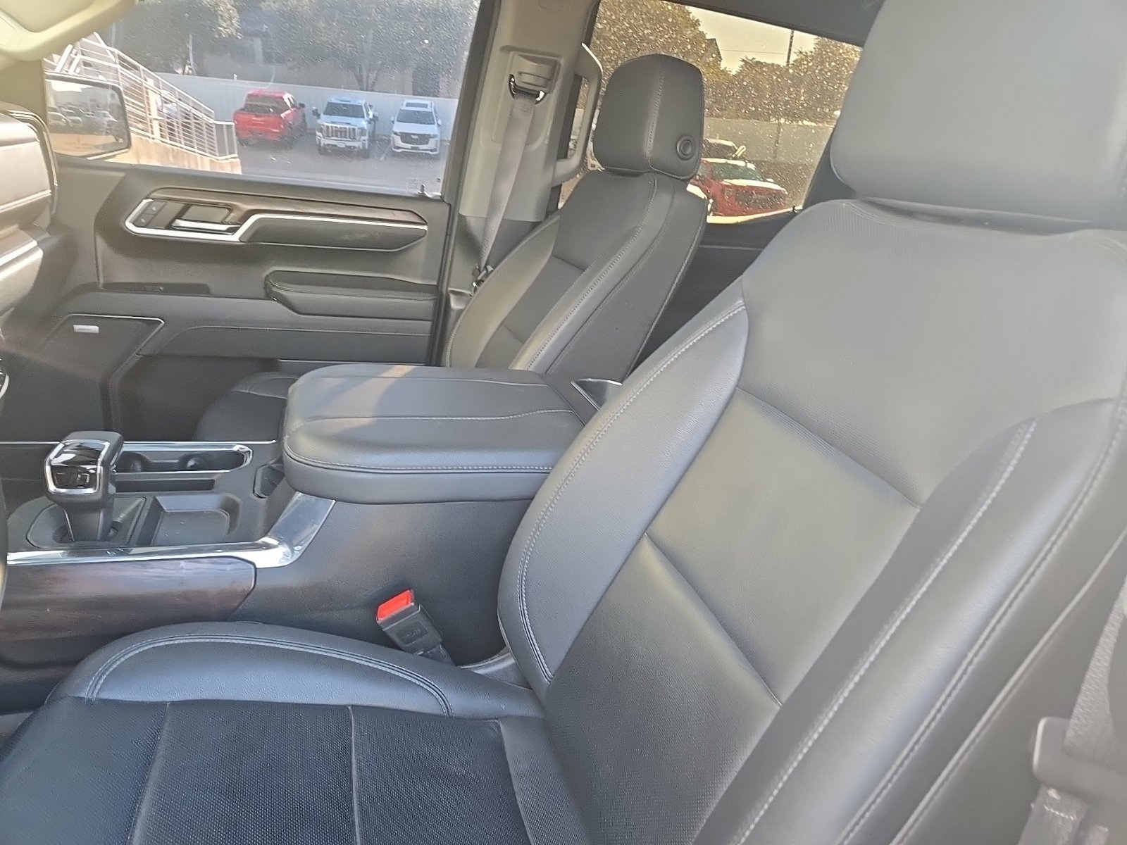 Used 2024 GMC Sierra 1500 SLT RWD image 11