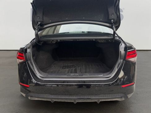 Used 2023 Nissan Sentra S image 12