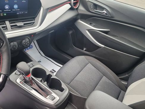 Used 2024 Chevrolet Trax RS w/ Driver Confidence Package image 23