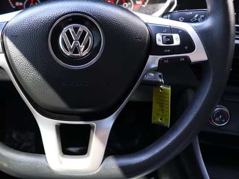 Used 2019 Volkswagen Jetta SE FWD image 52