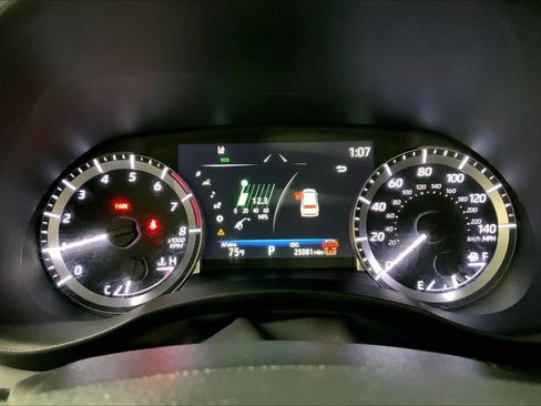 Used 2024 Toyota Highlander XSE AWD/4WD image 26