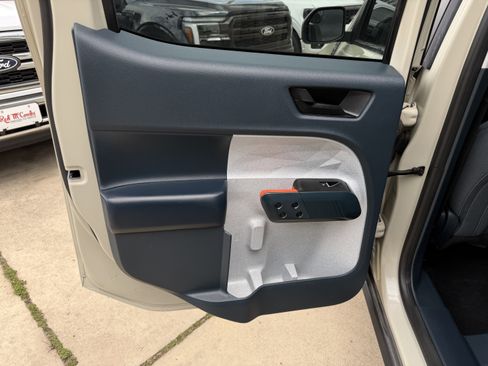 Used 2024 Ford Maverick XLT image 13