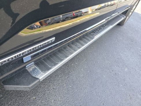 Used 2025 Ford F150 Lariat w/ Equipment Group 501A Mid image 11