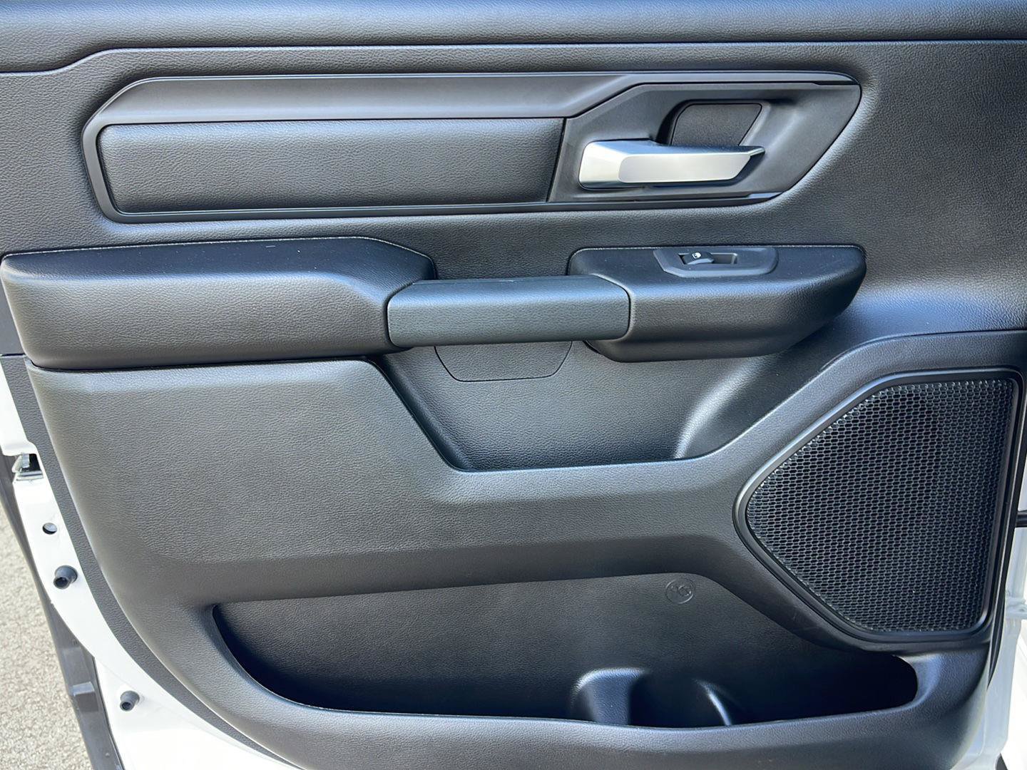 Used 2025 RAM 1500 Tradesman w/ Night Edition AWD/4WD image 31
