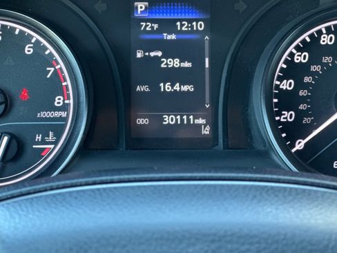 Used 2024 Toyota Camry SE image 28