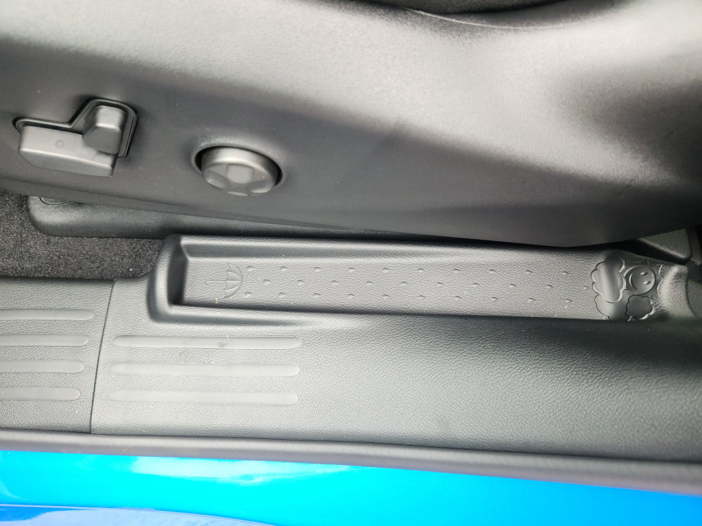 New 2027 Chrysler Pacifica Select FWD image 21