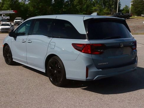 Used 2025 Honda Odyssey Sport-L image 5