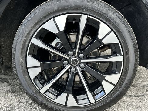 New 2026 Volvo XC60 B5 Plus w/ Protection Package Premier image 11