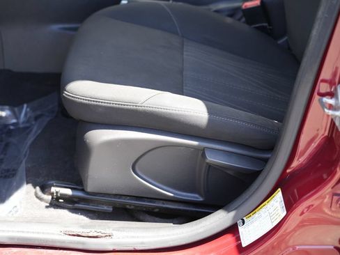 Used 2017 Ford Focus SE FWD image 20