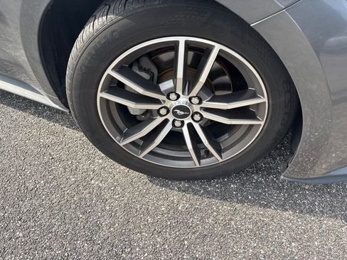 Used 2017 Ford Mustang Premium RWD image 4