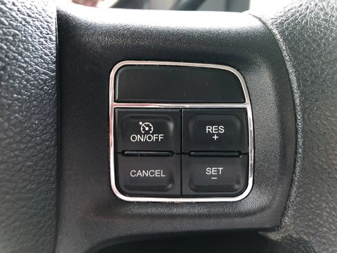 Used 2016 RAM 2500 SLT AWD/4WD image 32