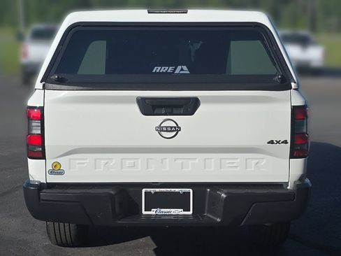Used 2024 Nissan Frontier S AWD/4WD image 6